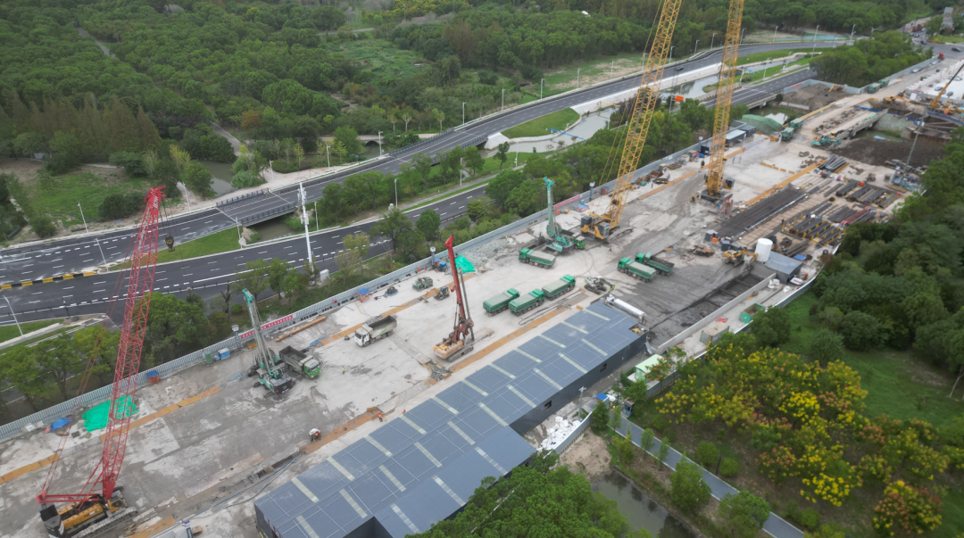 金泰抓斗轨道交通利器赋能上海轨交15号线奉贤新城崛起